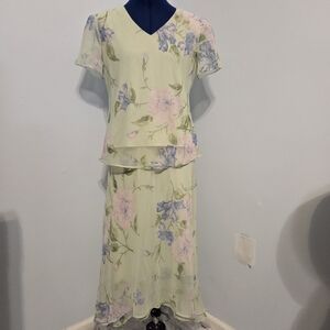 Vintage Green Floral Chiffon Skirt Set Size 8P